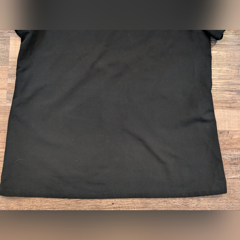 FIGS Technical Collection Banepa Oversized Scrub Uniform Top Black Women's Sz S - Picture 8 of 11